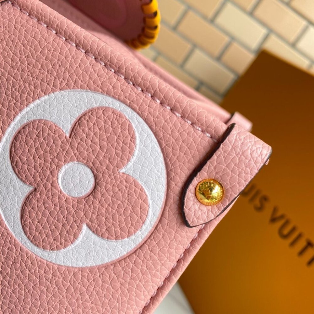 Authentic Louis Vuitton Monogram Pink bag - Picture 5 of 7